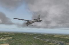 Cessna 172 - Limburg (The Netherlands) flying over the Maas