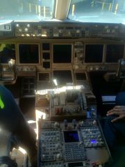 B777-200 pedestal