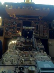 B767 Pedestal View Again