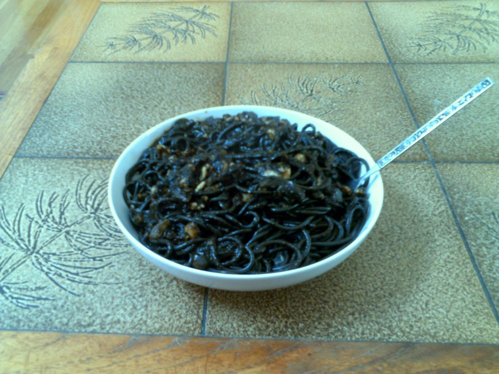 Spagehetti al nero di seppia.JPG