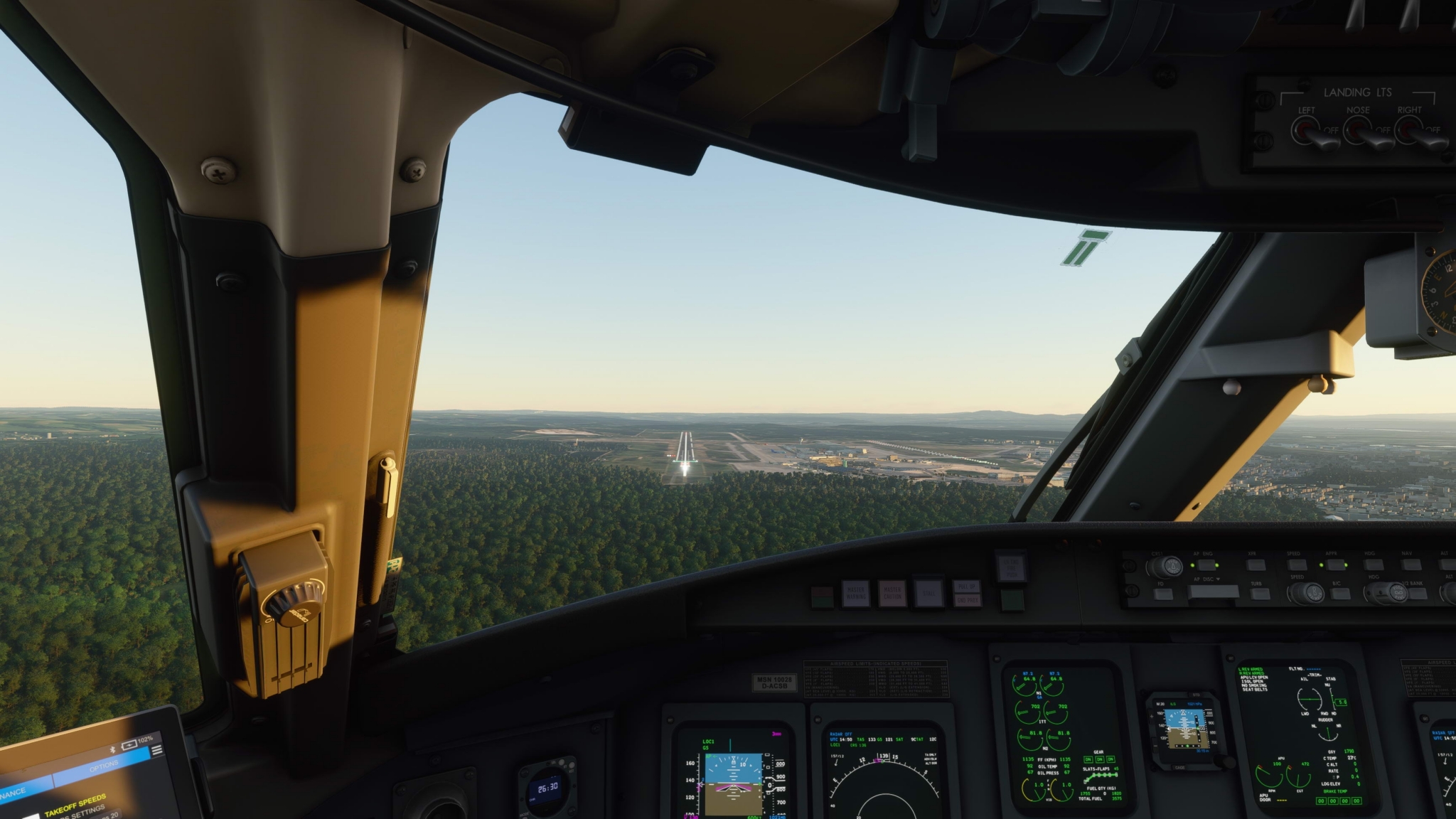 CRJ 700 on approach - MFS_.jpg